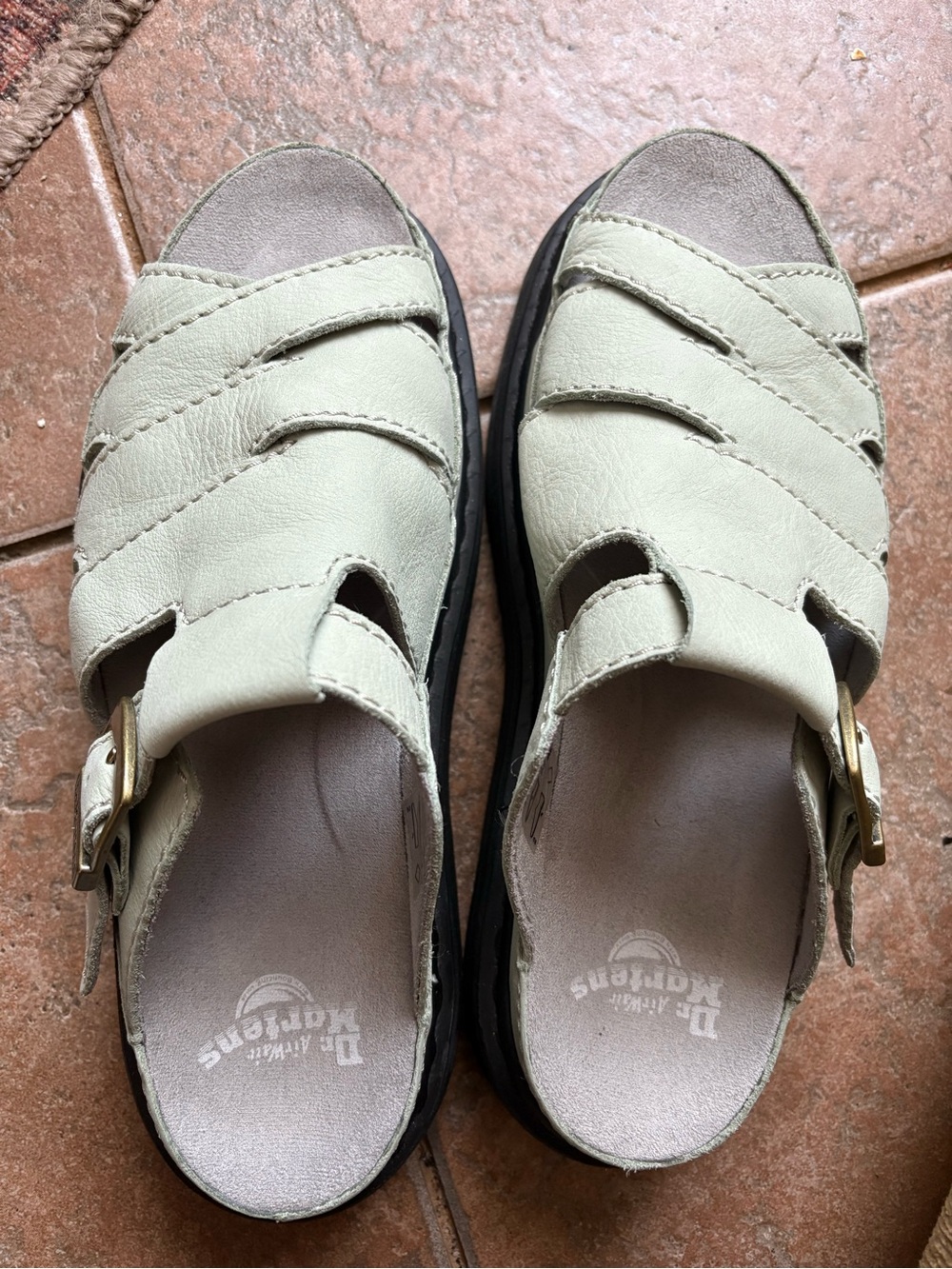 🍃✨Dr. Martens Women's Sage Green Buckle Maxxy Sandals 🍃✨